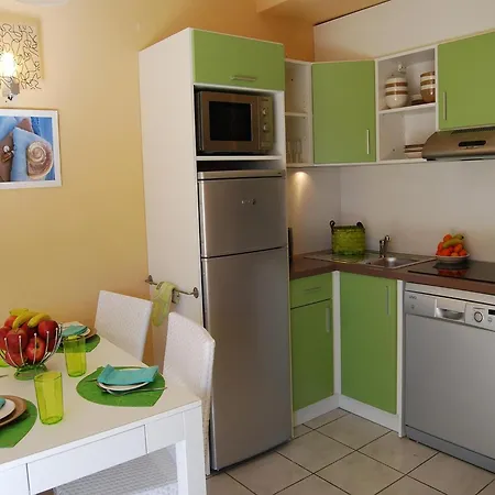 Family Duplex With Patio * Saint-Cyprien (Pyrenees-Orientales)