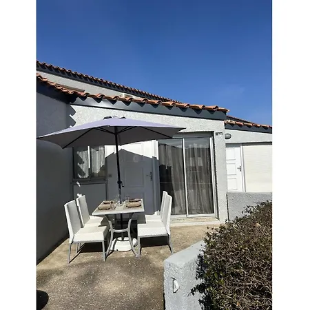 Family Duplex With Patio Hébergement de vacances